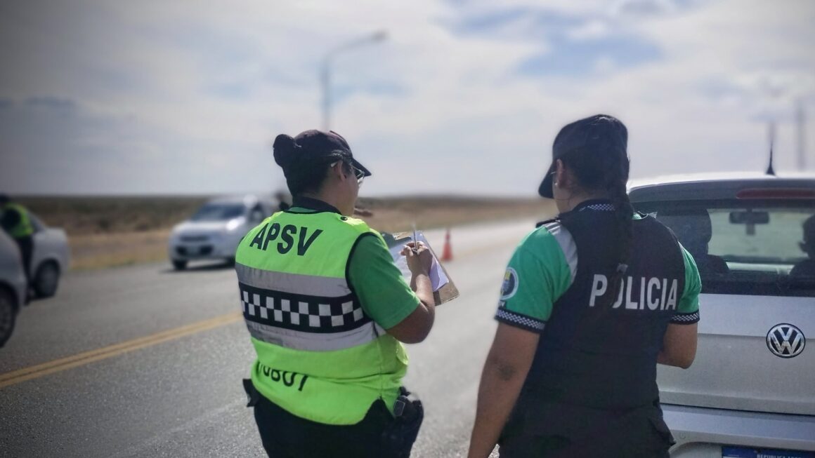 Seguridad vial: Durante el fin de semana largo de Año Nuevo se controlaron más de 9 mil vehículos en Chubut