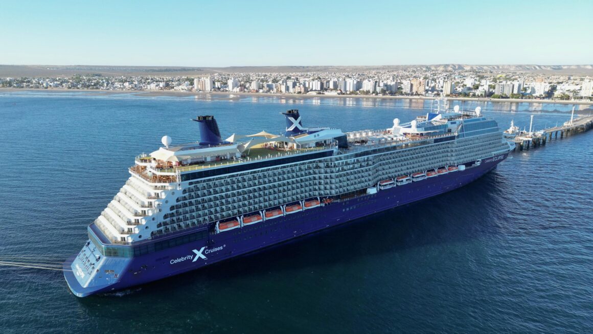 Temporada de Cruceros: El Celebrity Eclipse amarró nuevamente en Madryn