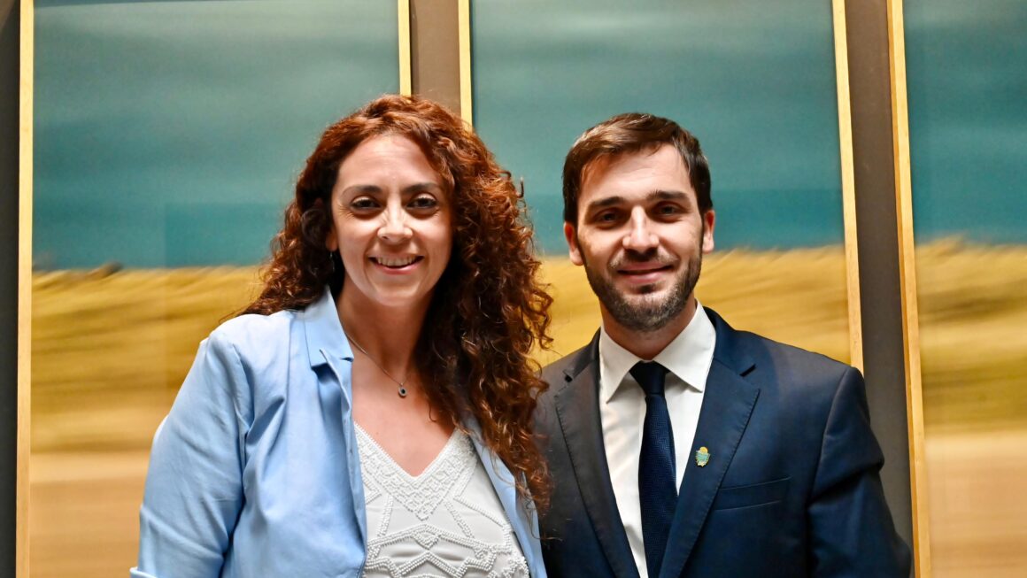 Claudia Loyola se suma a “Despierta Chubut”, el espacio político liderado por Torres