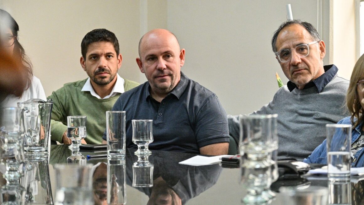 Sastre Se Reunió Con El Ministro De Salud De La Provincia, Autoridades De Pami Y Representantes Del Consejo De Personas Mayores
