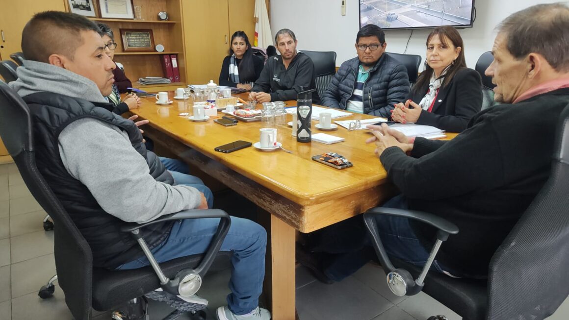 Reunión con autoridades del Barrio San Miguel