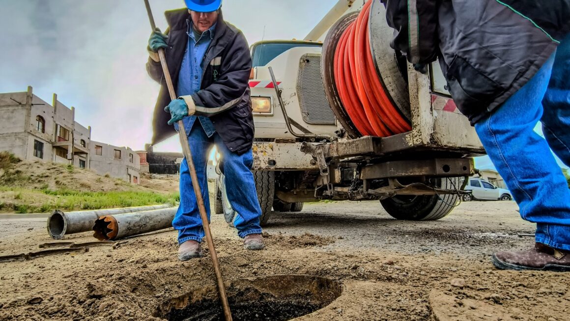 Mantenimiento sobre el sistema cloacal en zona norte
