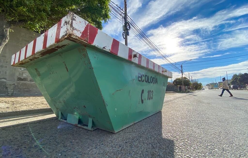 Los Contenedores De La Campaña De Limpieza Llegan A Los Barrios Progreso, Solana De La Patagonia Y Unión Obrera