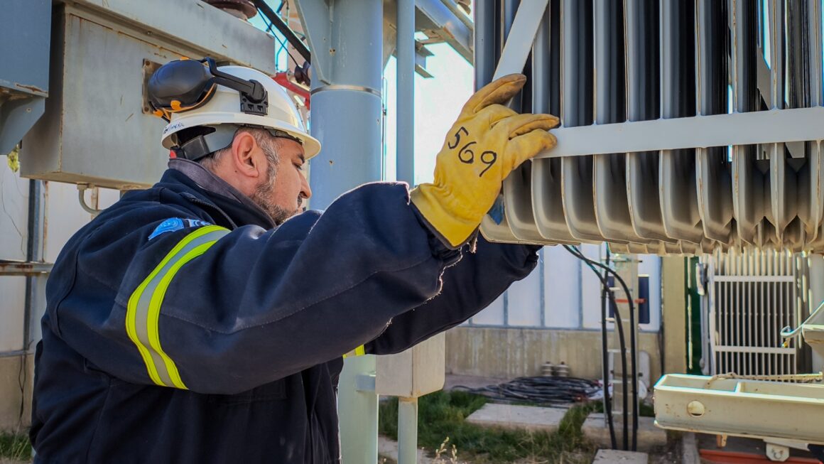 Instalación de Tablero de 33 KV en E.T. Derbes.