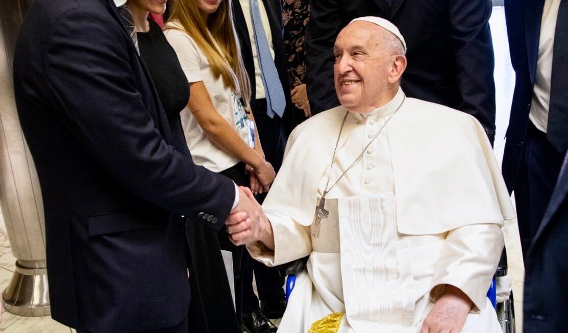 Torres se reunió con el Papa Francisco en el Vaticano