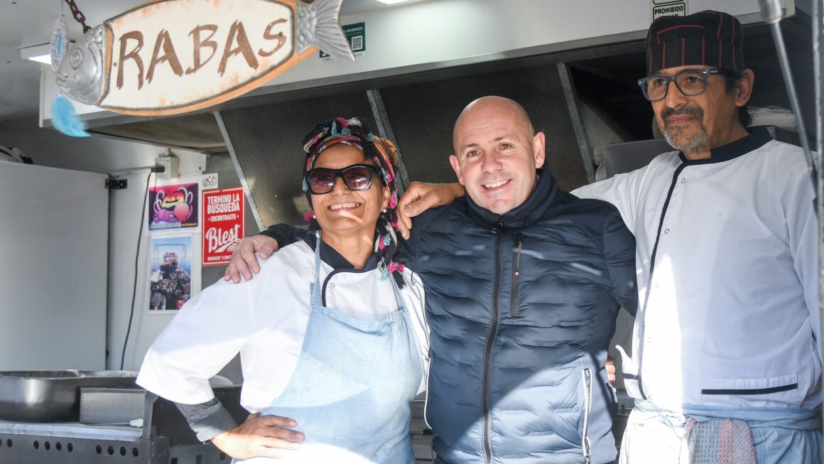Sastre Recorrió La Expo Feria “Madr Yn Argentina”, Que Se Está Llevando A Cabo En El Parador Municipal