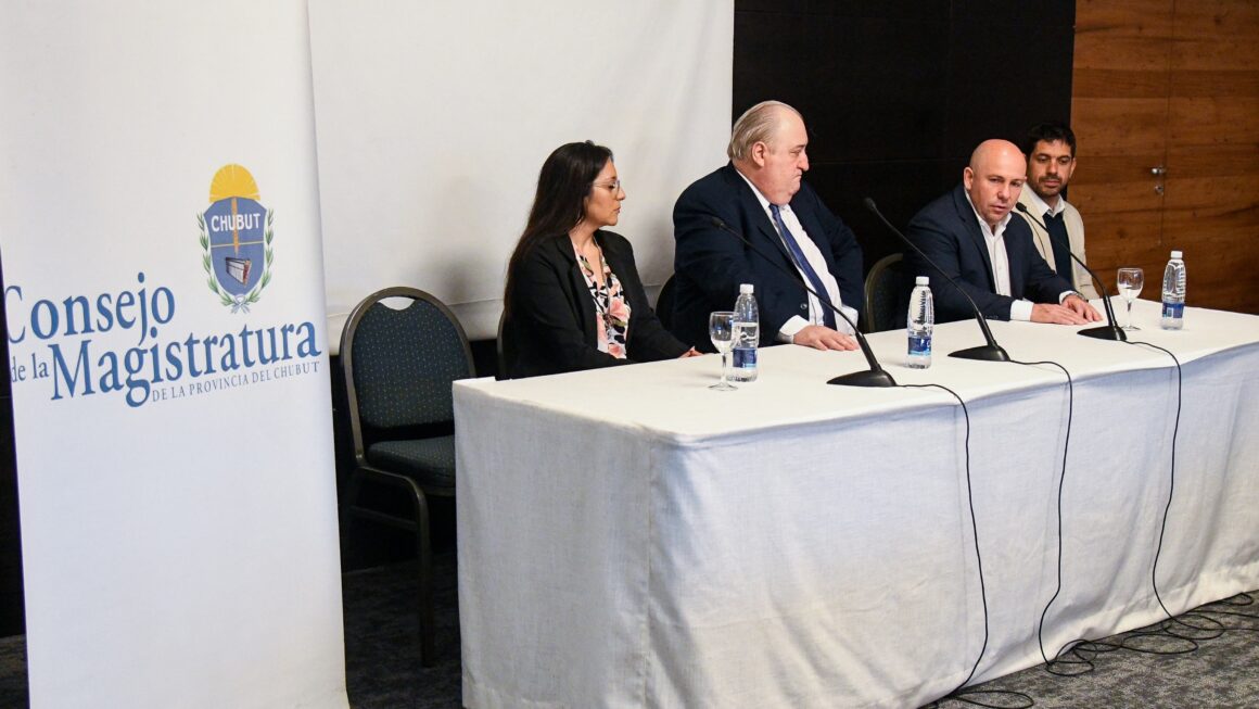 El Intendente Recibió A Los Integrantes Del Consejo De La Magistratura, Quienes Están Sesionando En Puerto Madryn
