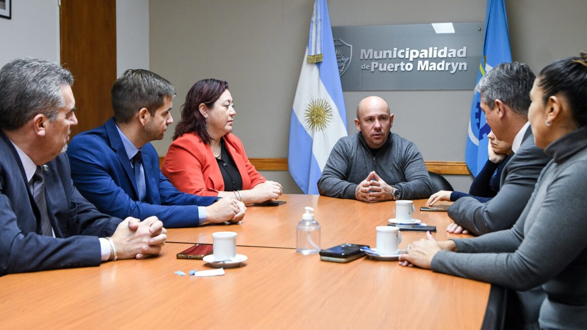 Sastre Recibió A Las Autoridades Del Banco Credicoop