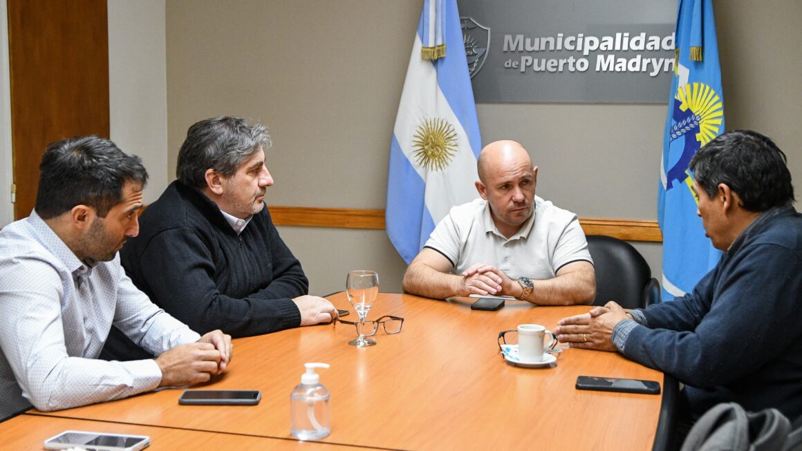 El Intendente Recibió A Las Autoridades Del Instituto Provincial Del Agua