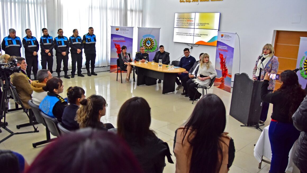 Chubut presentó ciclo de formación para la Policía con enfoque en Derechos Humanos