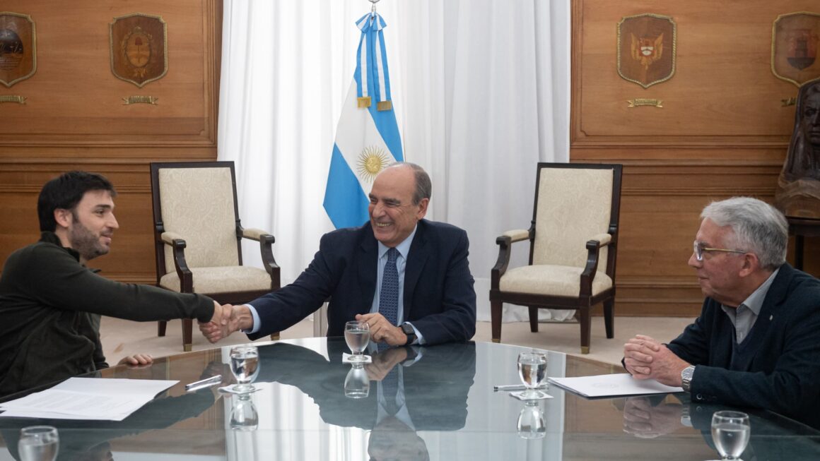 Torres gestionó ante Nación la reactivación de obras fundamentales para Chubut por más de 150 mil millones de pesos