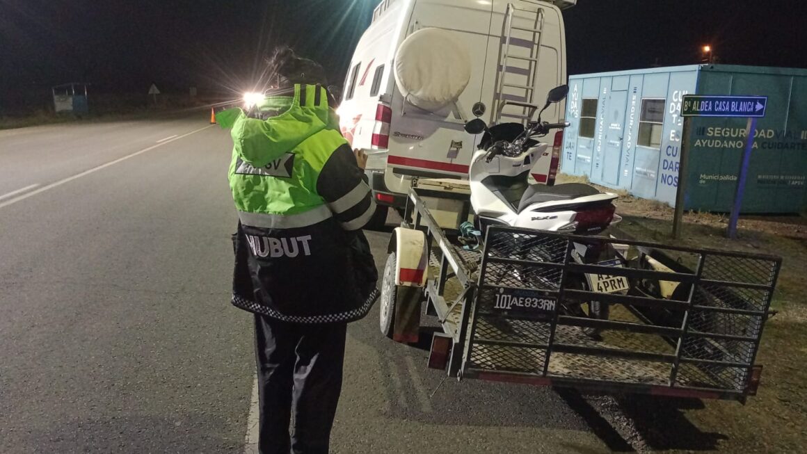 El Gobierno del Chubut retiró de circulación a 80 conductores alcoholizados y controló más de 10.000 vehículos durante el fin de semana largo