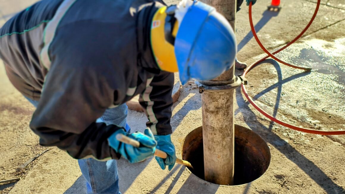 Mantenimiento del sistema cloacal en la zona céntrica