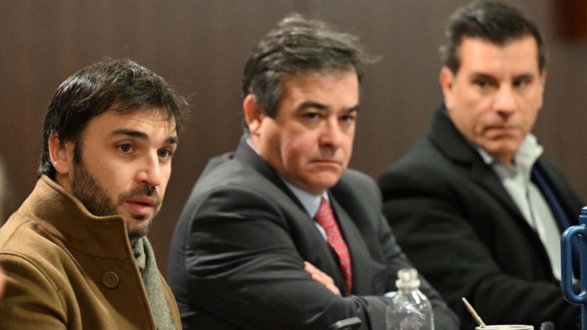 En el primer semestre, el Gobierno Provincial pagó más de una masa salarial en deudas heredadas de la gestión anterior