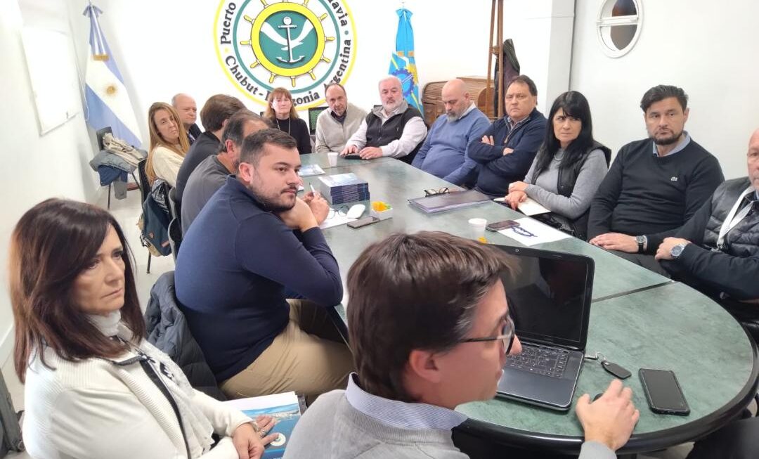 Provincia reunió en Comodoro Rivadavia a representantes de la «Mesa de Estrategia Federal de Logística»