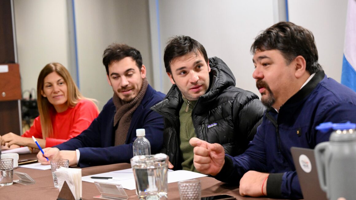 En una nueva reunión de Gabinete, Torres delineó prioridades y metas para el segundo semestre