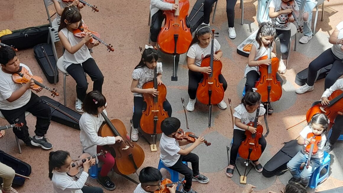 Concierto De La Orquesta Municipal En El Mes De Las Infancias