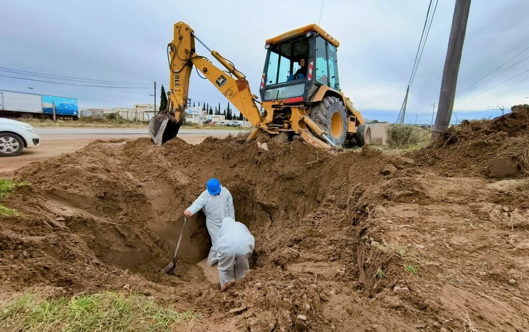 Reparación de cañería maestra de agua potable