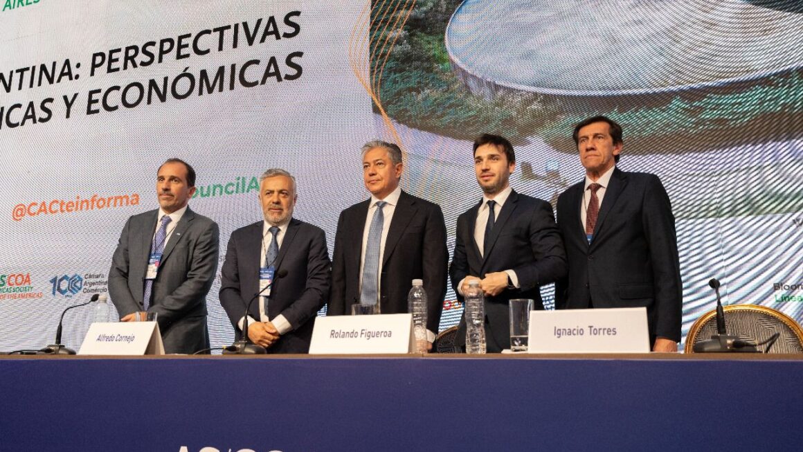 Torres: “Tenemos una oportunidad histórica de dar vuelta la página y demostrar que podemos ser un país serio”