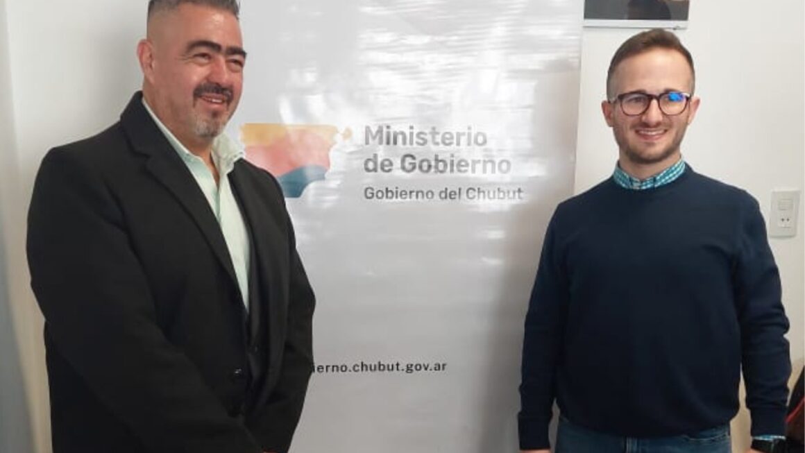 Por un convenio impulsado por el Gobierno del Chubut, agentes penitenciarios accederán gratuitamente al transporte público