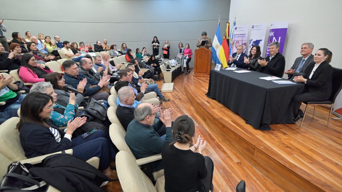 Torres: “Después de mucho tiempo, Chubut vuelve a estar en la vidriera de los grandes inversores del país y del mundo”