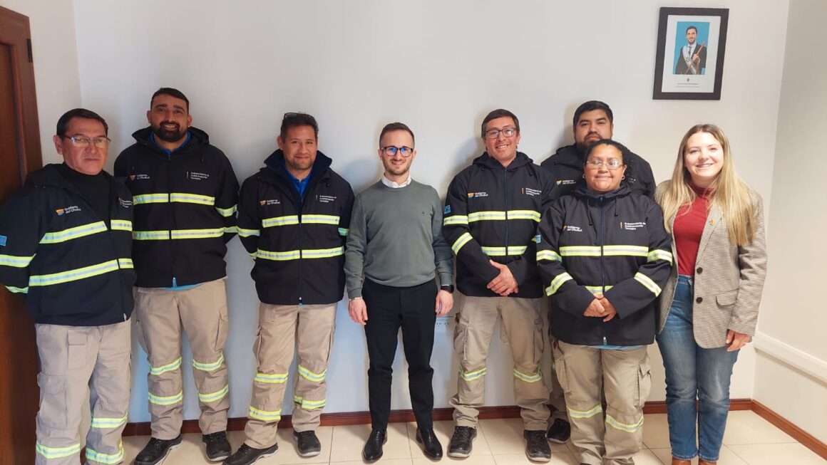 Provincia entregó nuevos uniformes a inspectores de la Subsecretaría de Autotransporte Terrestre