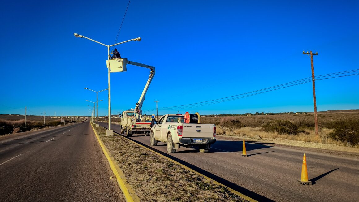 Finaliza el tendido de redes anti vandálicas de alumbrado sobre Ruta N°1.