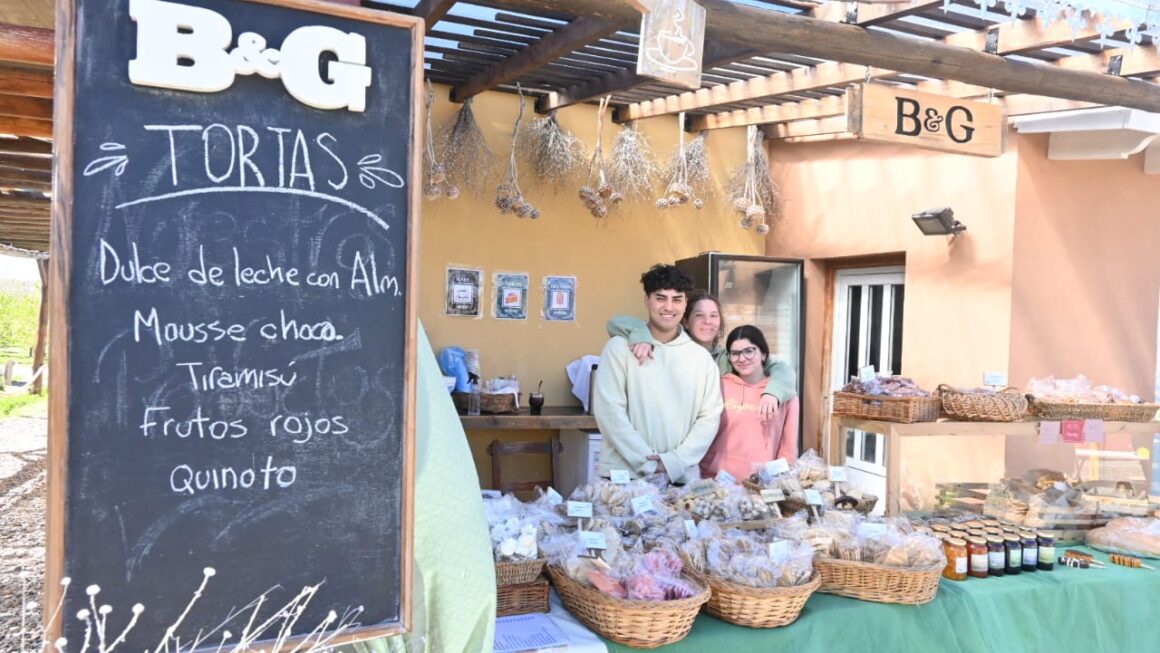Convocatoria Para La Feria En El Parque Ecológico El Doradillo Por El Día Del Turismo