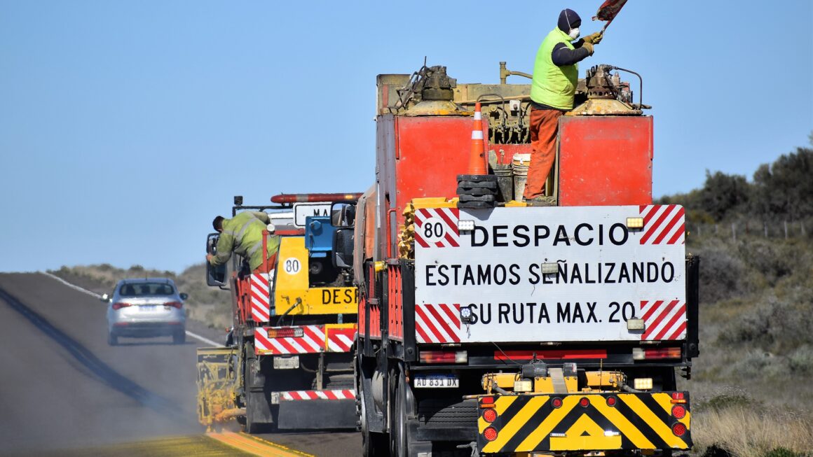 Vialidad Nacional Realiza Tareas De Señalamiento Horizontal En La Rn3