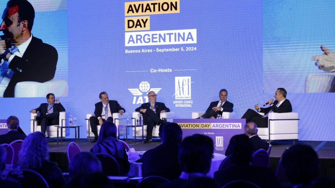 Chubut mostró su potencial turístico aéreo en evento que reunió a expertos de esa industria