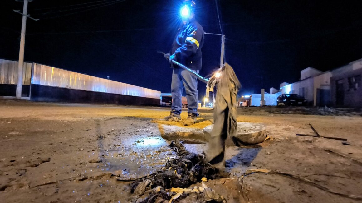 Graves rebalses afectaron el parque liviano, por desaprensión de usuarios.