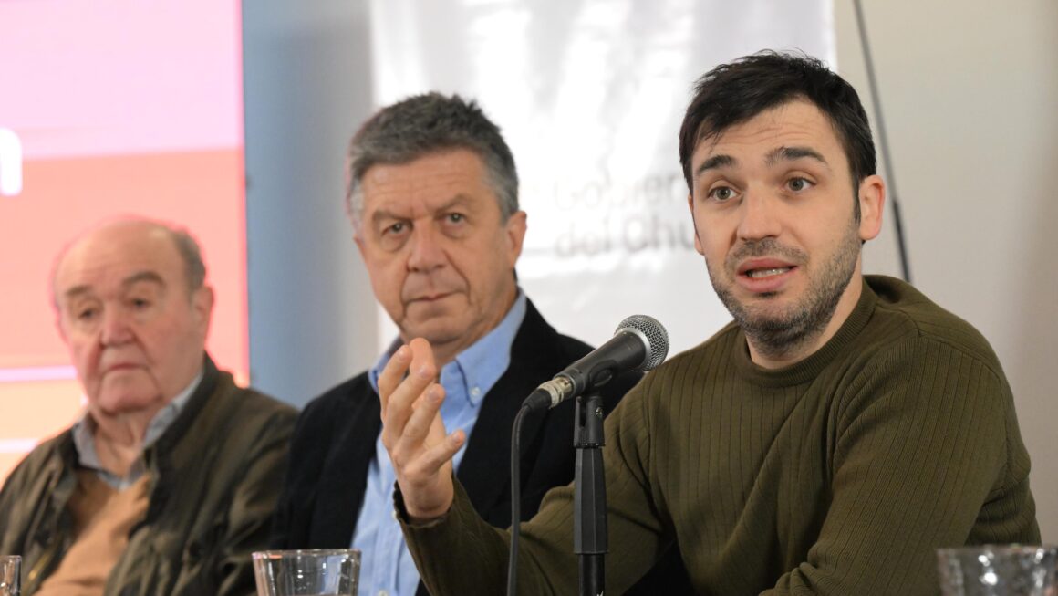 Torres anunció una inversión de 8 mil millones de pesos para la construcción de un nuevo Centro de Distribución y Logística que potenciará al Parque Industrial de Trelew