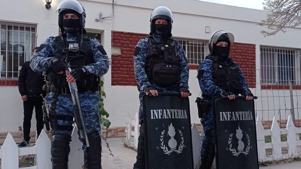 La Policía del Chubut rescató a diez mujeres y detuvo a un sujeto por el delito de trata de personas en Puerto Madryn