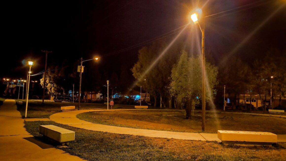 Optimización del alumbrado público, en diversos sectores de la ciudad.