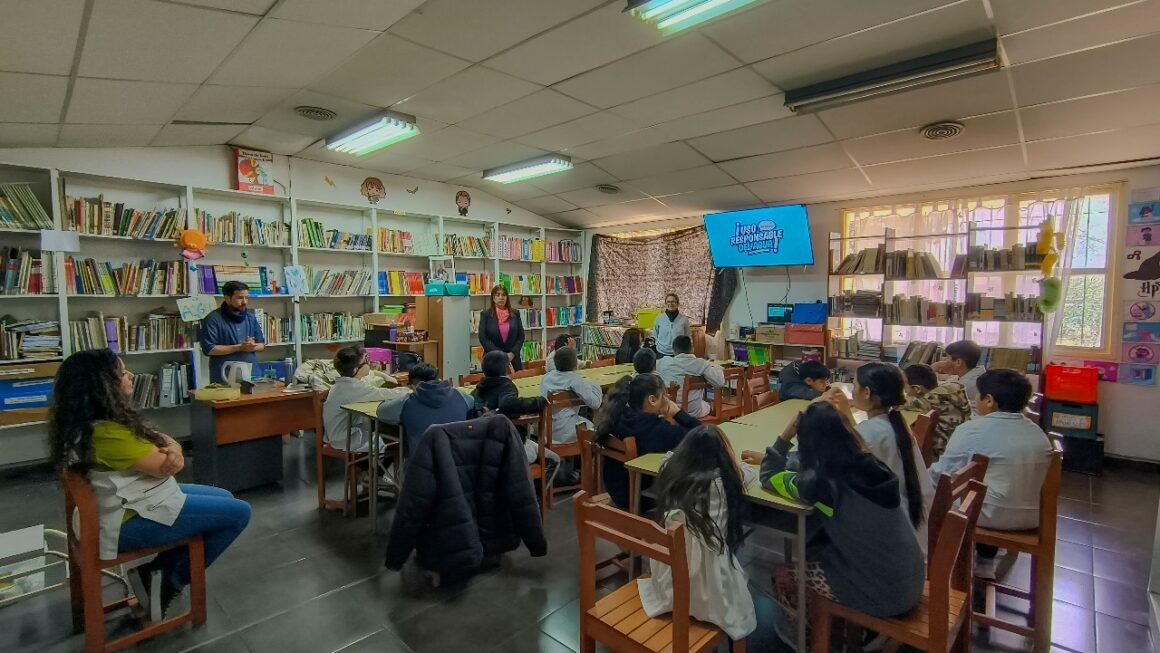 Haciendo Comunidad – Continúan las charlas en Escuelas. Escuela Nro. 46.