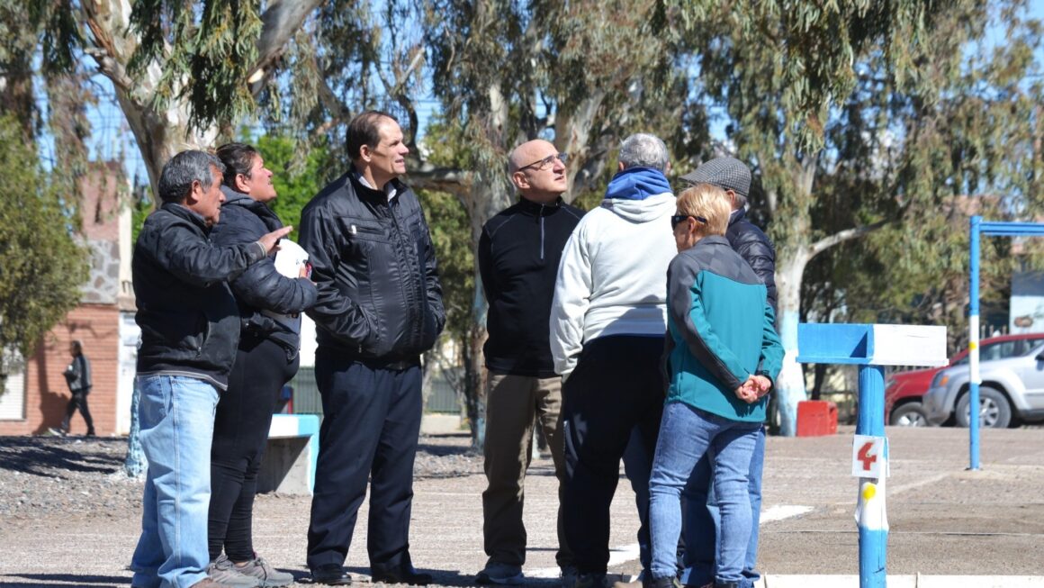 Optimización del alumbrado en las canchas de Tejo del Barrio Gobernador Fontana.