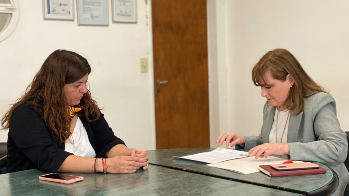 Alumnos de la Escuela de Biología Marina realizarán prácticas profesionalizantes en el Puerto de Comodoro Rivadavia