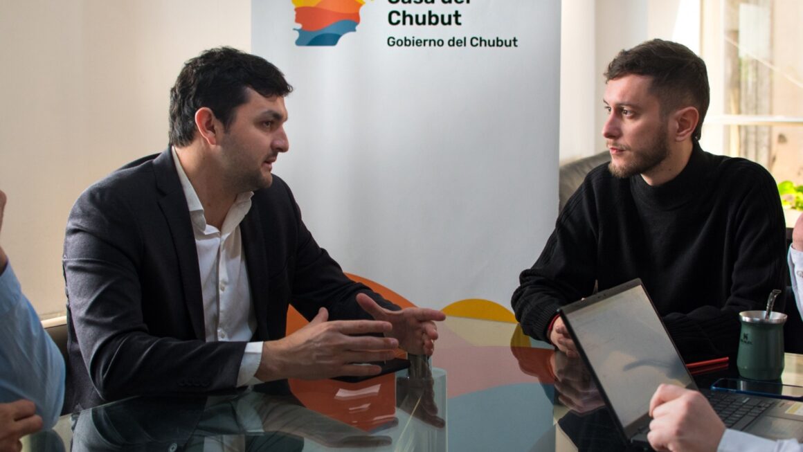 Secretaría de Trabajo y Casa del Chubut preparan programa de inserción laboral juvenil