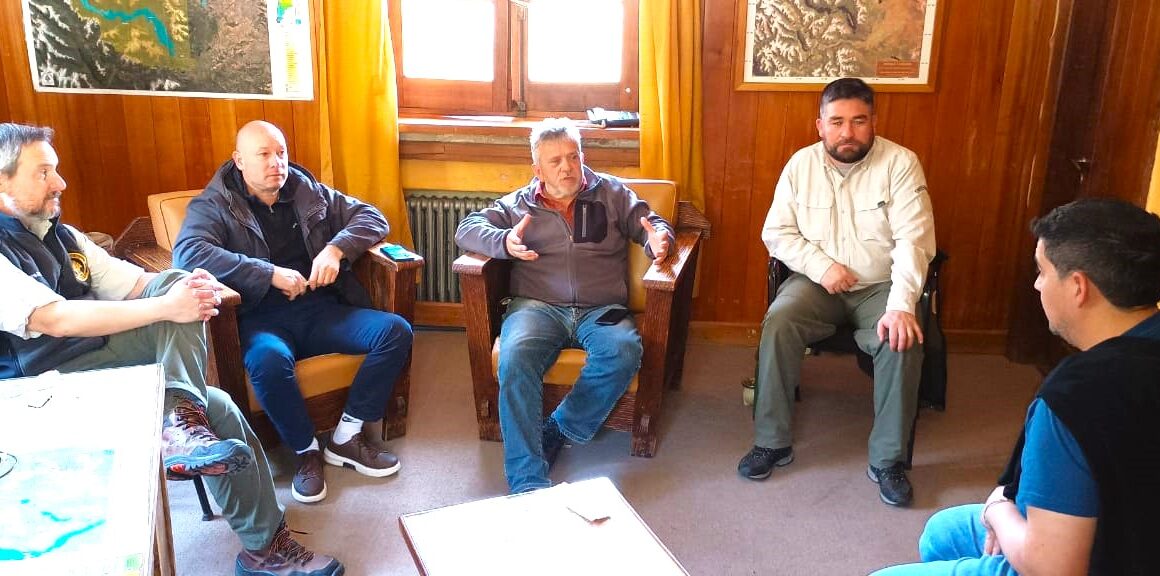 A través de un trabajo interinstitucional, el Gobierno del Chubut planifica la cobertura para enfrentar incendios en la cordillera