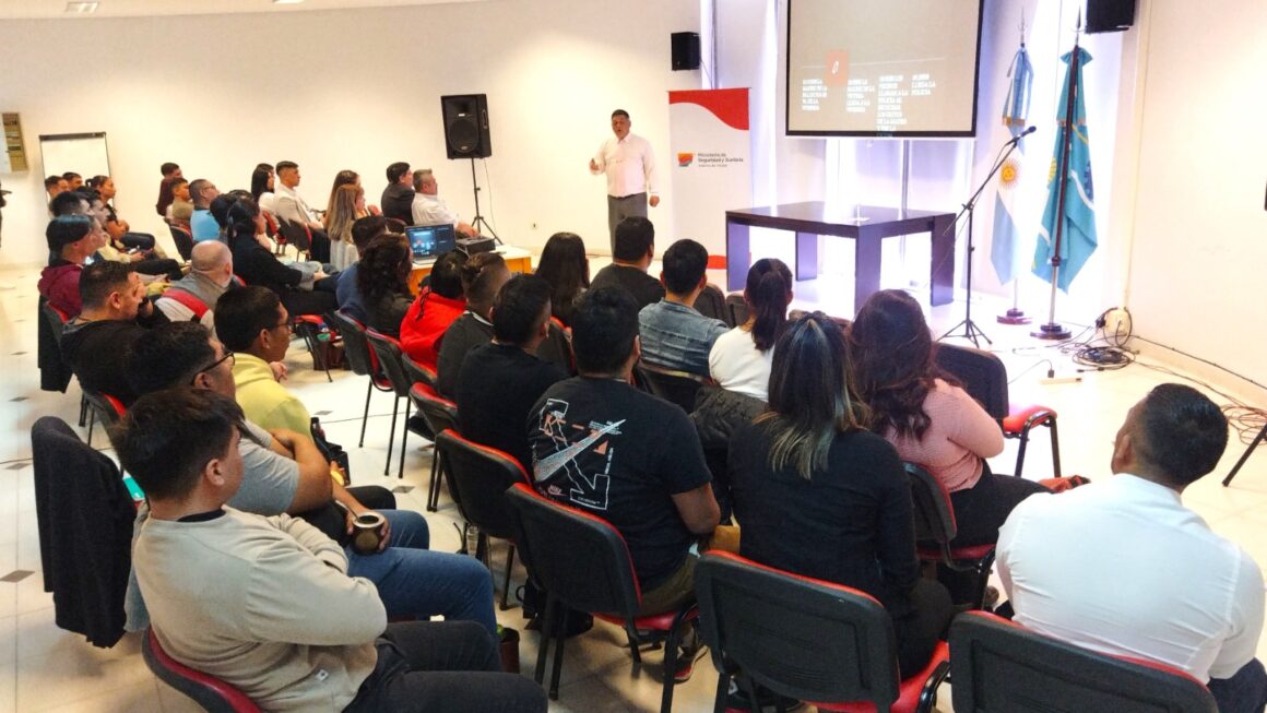 La Policía del Chubut se capacitó en investigación criminal