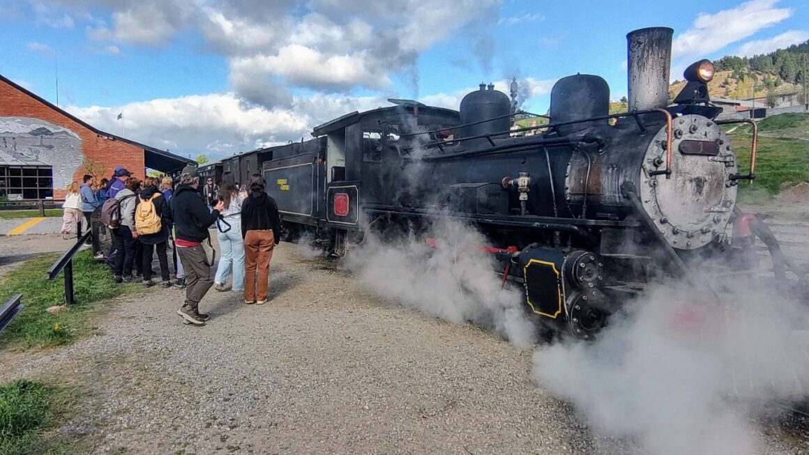 «La Trochita» es uno de los atractivos turísticos más elegidos de octubre