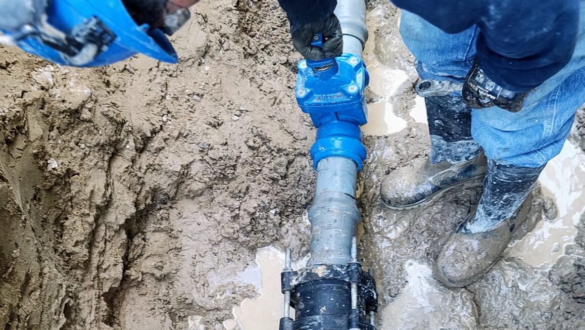 Finalizó la instalación de nuevas válvulas.