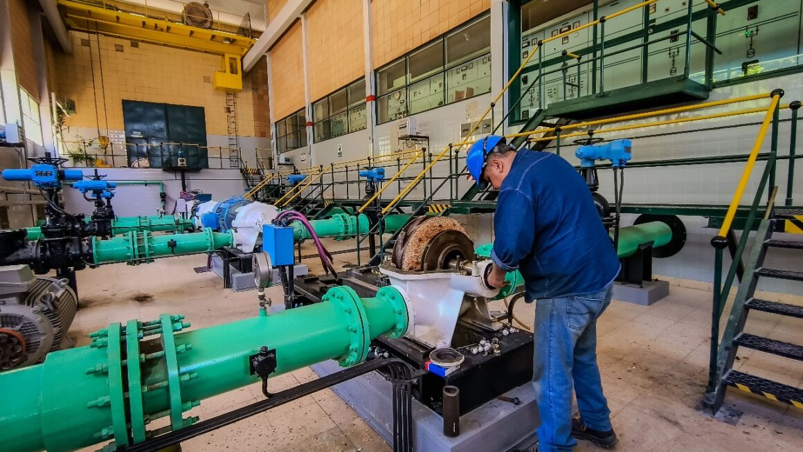 Mantenimiento sobre bombas de impulsión en nuestra Planta Potabilizadora