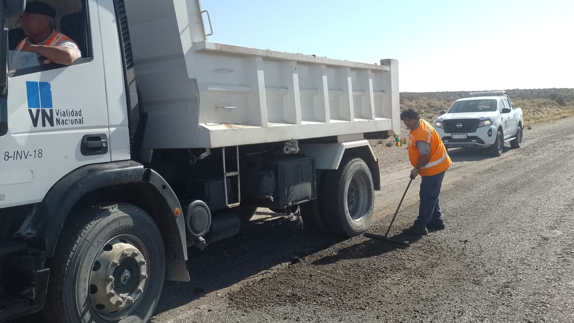 Vialidad Nacional Ejecuta Tareas De Bacheo En La Ruta Nacional 25