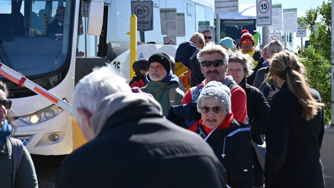 Temporada De Cruceros: El Estado Y El Sector Privado Destacaron El Orden Con El Que Se Trabaja Con Cruceristas En Cada Arribo