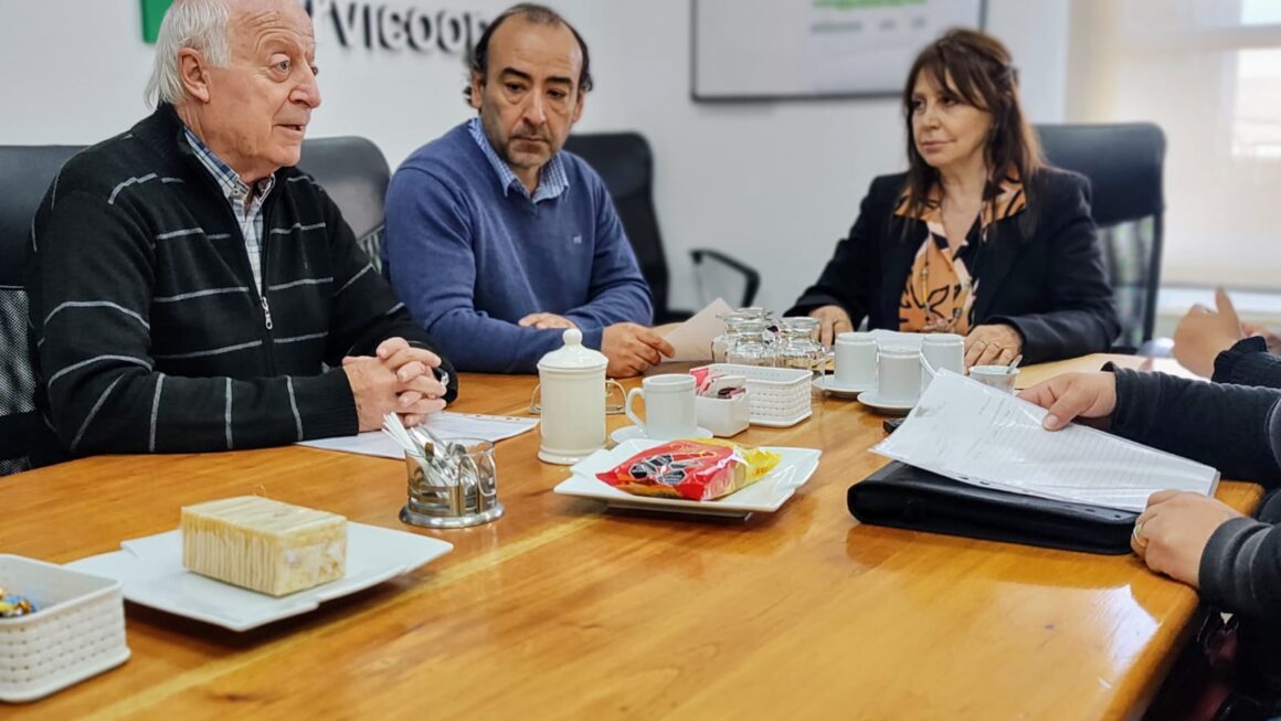 Reunión con autoridades del barrio Presidente Perón.