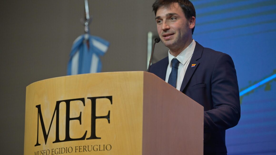 Torres encabezó la inauguración del nuevo MEF: «Hoy el mundo está mirando a Chubut y tenemos que seguir soñando en grande»