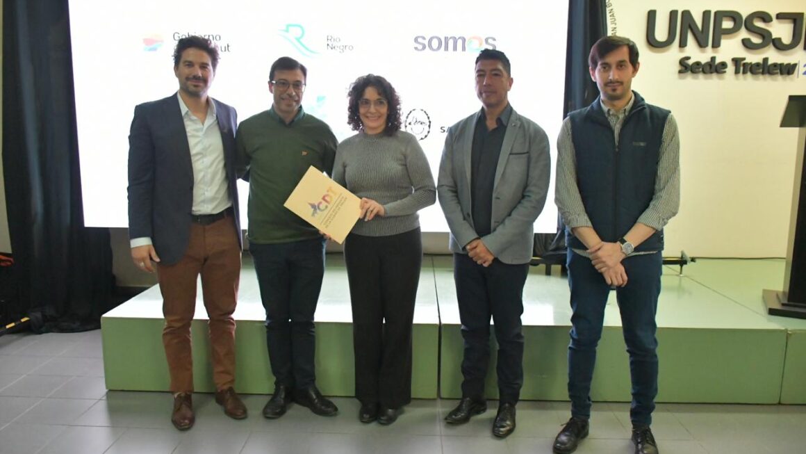 Chubut realizó exitosamente el seminario patagónico de prevención del tráfico ilícito de bienes culturales arqueológicos y paleontológicos