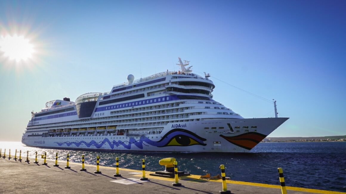 Cruceros en Chubut: Puerto Madryn recibió al AIDAsol