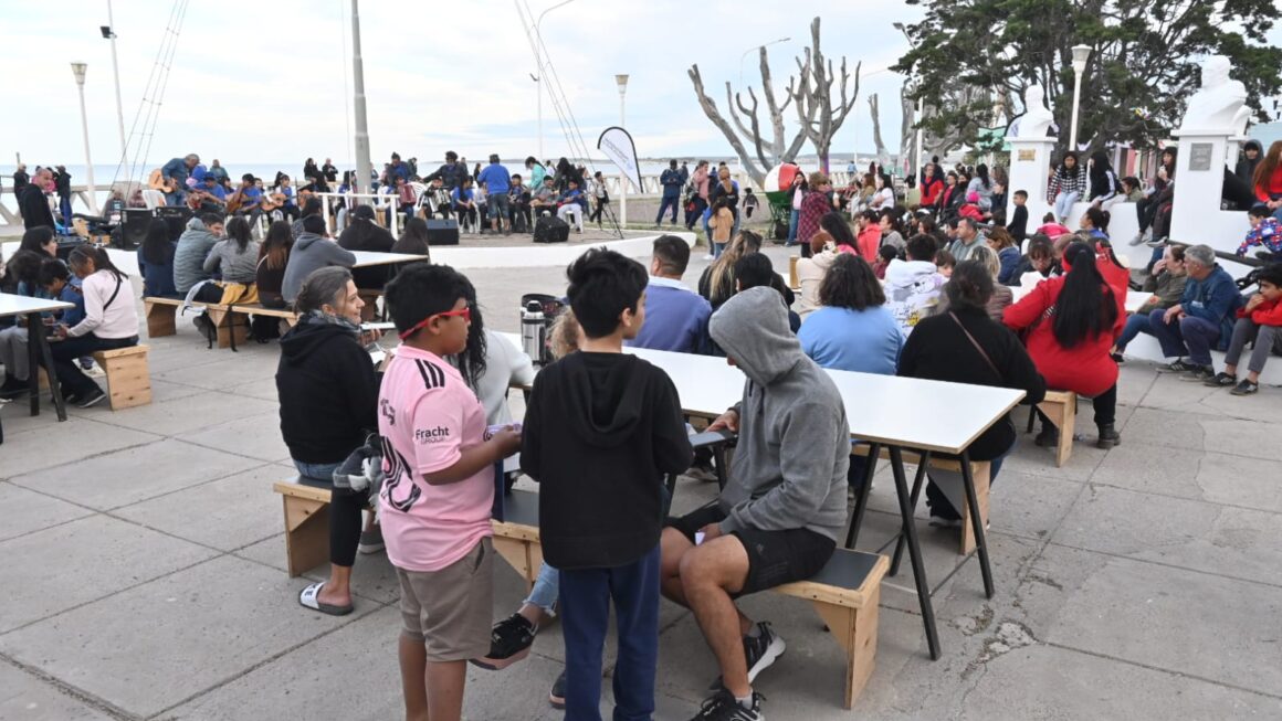 La Muni Se Suma A Las Actividades Por El 115° Aniversario Del Muelle Piedra Buena